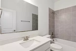 239 Woodson St, Irving, TX 75063 - Photo 14
