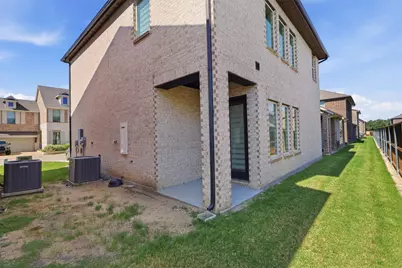 239 Woodson Street, Irving, TX 75063 - Photo 20