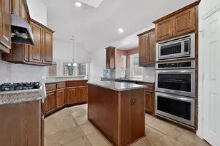 1410 Nighthawk Ln, Mansfield, TX 76063 - Photo 12