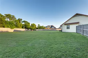 10 Park Central Cir, Rockwall, TX 75087 - Photo 20
