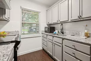 1502 Deepwood Dr, Garland, TX 75040 - Photo 8