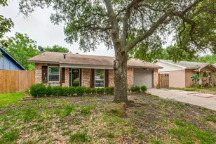 1502 Deepwood Dr, Garland, TX 75040 - Photo 2
