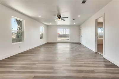 5728 Wilkes Drive, Fort Worth, TX 76119 - Photo 2