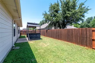 1113 Mockingbird Dr, Aubrey, TX 76227 - Photo 28