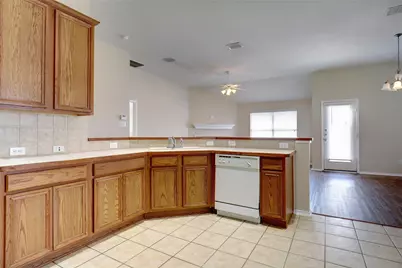 1305 Mountain Peak Drive, Fort Worth, TX 76052 - Photo 8