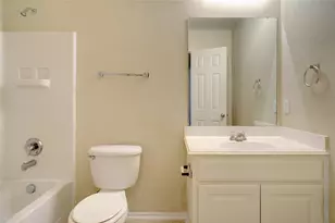 1305 Mountain Peak Dr, Fort Worth, TX 76052 - Photo 14