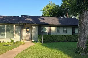 5722 Old Ox Rd, Dallas, TX 75241 - Photo 1
