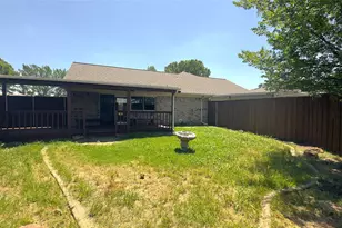 5426 Barcelona Dr, Garland, TX 75043 - Photo 16