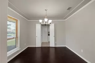 1733 Brighton Dr, Carrollton, TX 75007 - Photo 2