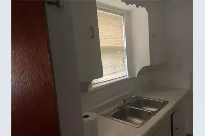 2327 Dathe Street, Dallas, TX 75215 - Photo 20