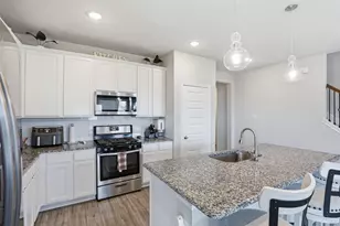 2233 Burning Bush Ln, Waxahachie, TX 75167 - Photo 10
