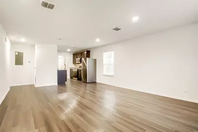 1900 N 17th Street, Waco, TX 76707 - Photo 2