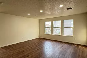 7305 Marsland Ln, Arlington, TX 76001 - Photo 10