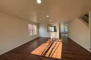 7305 Marsland Ln, Arlington, TX 76001 - Photo 2