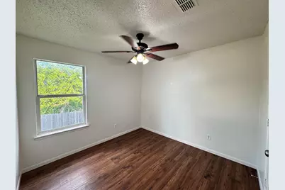 7305 Marsland Lane, Arlington, TX 76001 - Photo 30