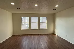 7305 Marsland Ln, Arlington, TX 76001 - Photo 34