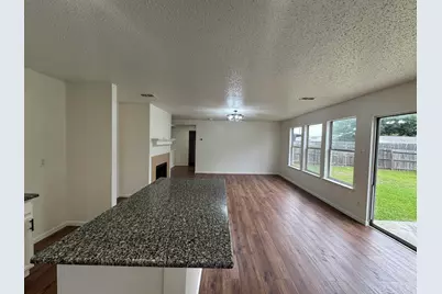 7305 Marsland Lane, Arlington, TX 76001 - Photo 8