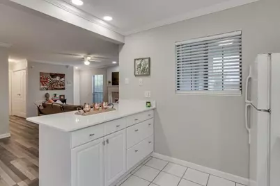 15151 Berry Trail #401, Dallas, TX 75248 - Photo 10