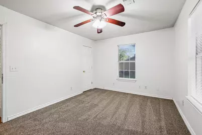 1208 Mill Street, Gainesville, TX 76240 - Photo 14