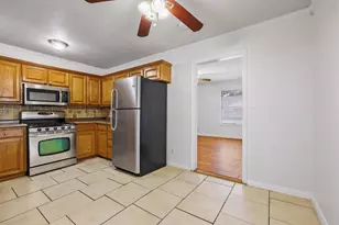 1208 Mill St, Gainesville, TX 76240 - Photo 10