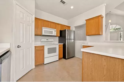 10205 Lakeview Drive, Providence Village, TX 76227 - Photo 6