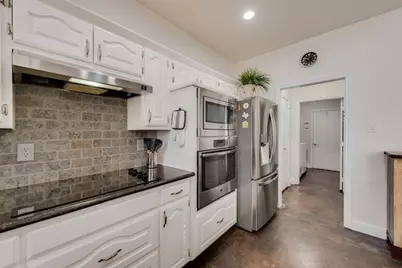 701 Crested Butte Trail, Flower Mound, TX 75028 - Photo 10
