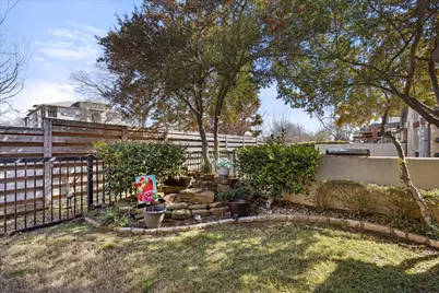 703 N Avalon Court, Granbury, TX 76048 - Photo 28