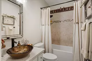 703 N Avalon Ct, Granbury, TX 76048 - Photo 12