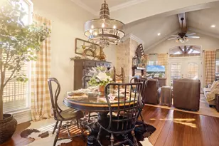 703 N Avalon Ct, Granbury, TX 76048 - Photo 6
