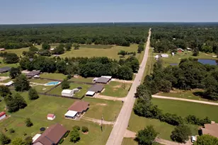1974 County Rd 33900, Powderly, TX 75473 - Photo 28
