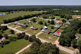 1974 County Rd 33900, Powderly, TX 75473 - Photo 24