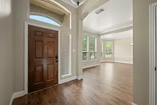 1433 Indian Springs, Carrollton, TX 75007 - Photo 2