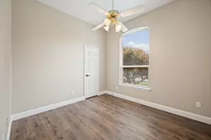 1433 Indian Springs, Carrollton, TX 75007 - Photo 18
