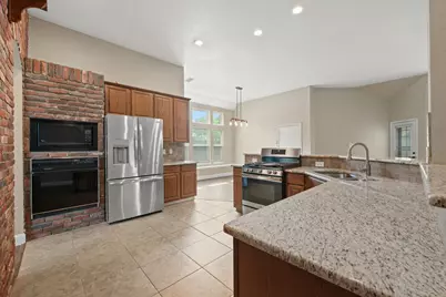 1433 Indian Springs, Carrollton, TX 75007 - Photo 6