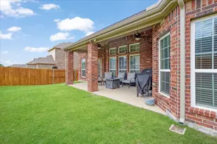 319 Westphalian Dr, Celina, TX 75009 - Photo 30
