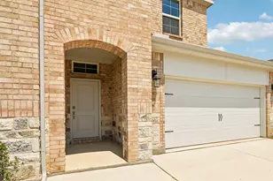 9521 Dugout Dr, Aubrey, TX 76227 - Photo 4
