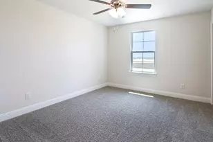 9521 Dugout Dr, Aubrey, TX 76227 - Photo 24