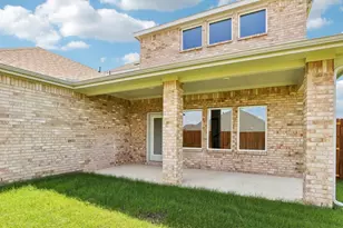 9521 Dugout Dr, Aubrey, TX 76227 - Photo 6