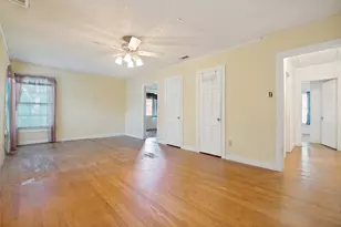 6322 Covington Ln, Dallas, TX 75214 - Photo 10