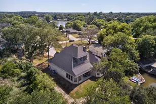 410 Virgo Ct, Granbury, TX 76049 - Photo 36