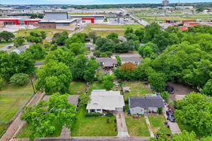 2004 N 40th St, Waco, TX 76707 - Photo 24