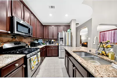 424 Castle, DeSoto, TX 75115 - Photo 6