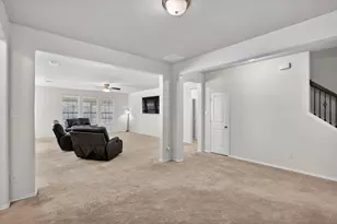 107 Cantle st, Waxahachie, TX 75165 - Photo 4