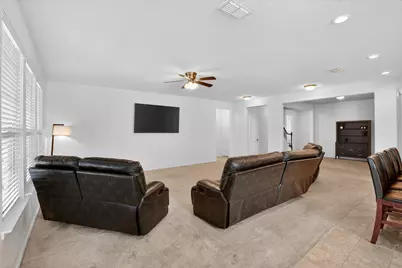 107 Cantle Street, Waxahachie, TX 75165 - Photo 6