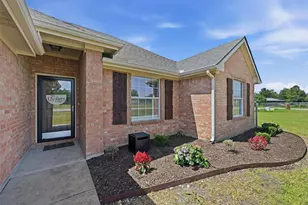 102 Brittany Dr, Fate, TX 75189 - Photo 4