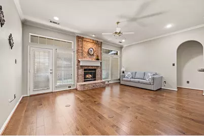 2732 Crystal Glenn Circle, Hurst, TX 76054 - Photo 6