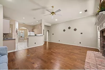 2732 Crystal Glenn Circle, Hurst, TX 76054 - Photo 14