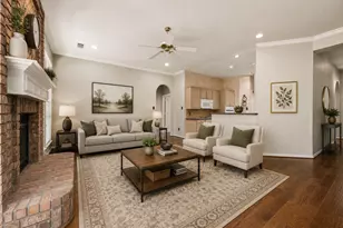 2732 Crystal Glenn Cir, Hurst, TX 76054 - Photo 12