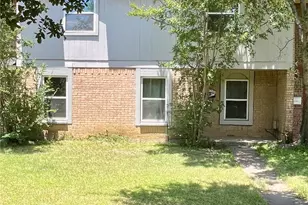 2206 Statler Dr, Carrollton, TX 75007 - Photo 2