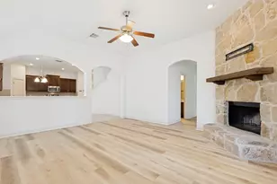 11620 Summer Springs Dr, Frisco, TX 75036 - Photo 10